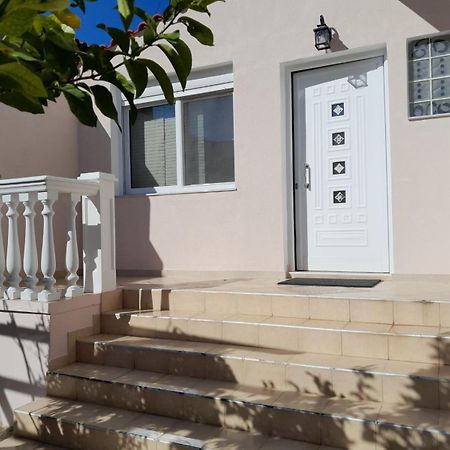 Omorfi Poli 120 Sqm Apartment Nauplion Buitenkant foto
