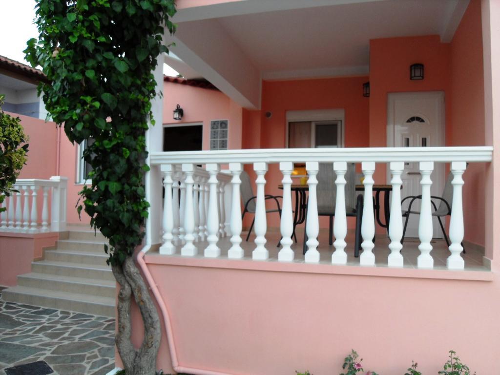 Omorfi Poli 120 Sqm Apartment Nauplion Buitenkant foto